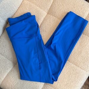 Lululemon Blue Crop Leggings Size 4, 21”